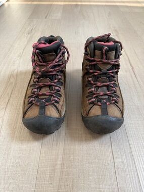 Keen - KeenDry Waterproof Boots - Brown/Black/Pink Women’s 5.5